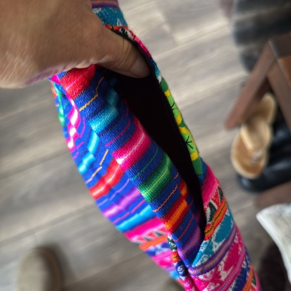 Colorful Patterned Shorts size medium - Picture 5 of 11